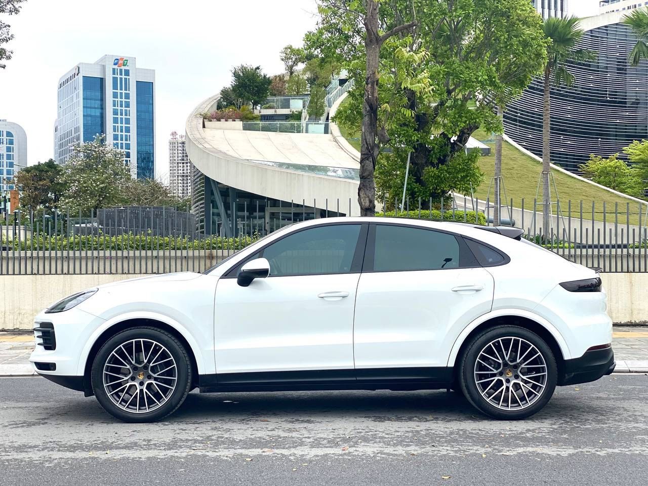 Porsche Cayenne 2021 - Một chủ từ mới