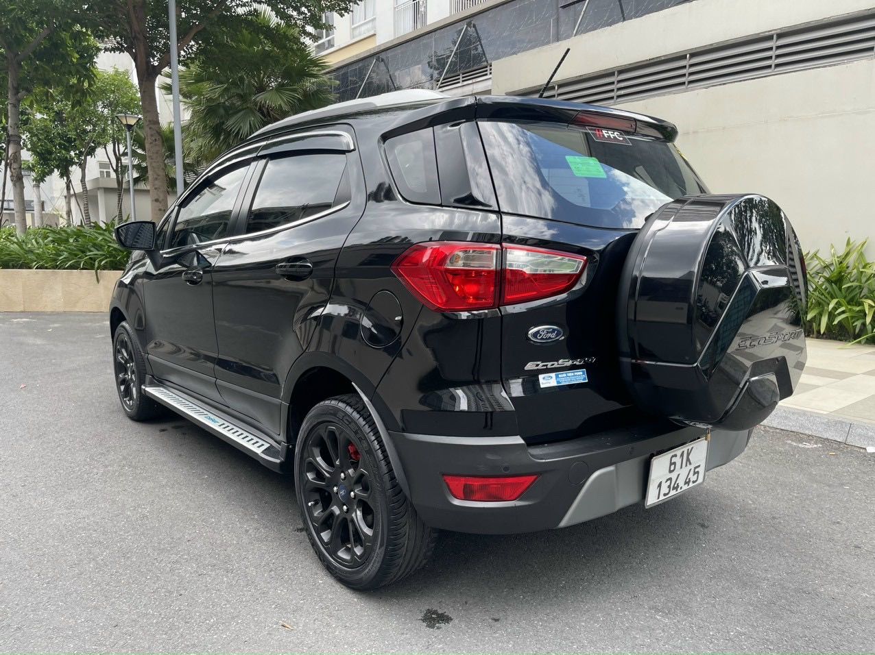 Ford EcoSport 2019 - Màu đen xe gốc SG không mất 20tr biển số - Xe hãng bán cam kết chất lượng, giá 559tr