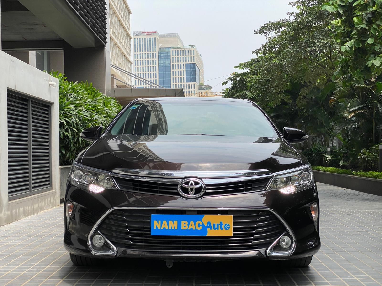 Toyota Camry 2018 - Chủ cũ cực kì giữ gìn