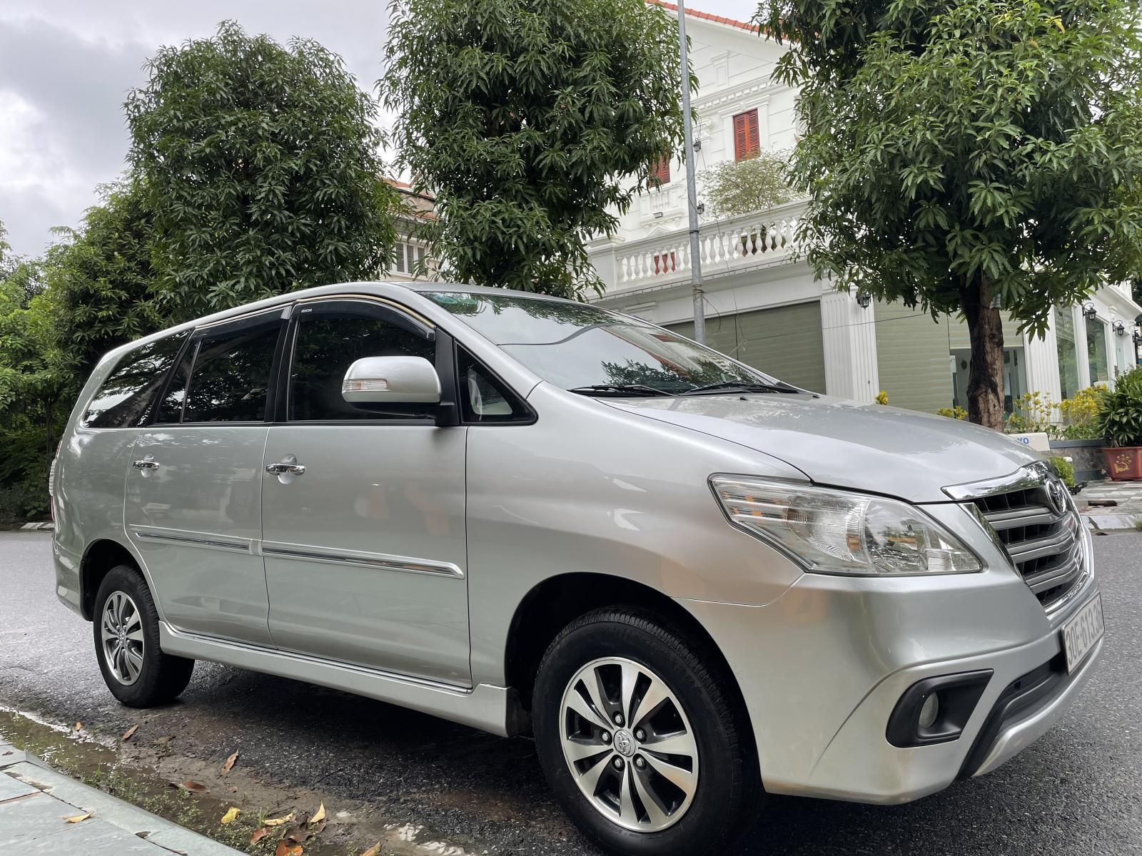 Toyota Innova 2016 - Gia Hưng Auto bán xe tự động màu bạc