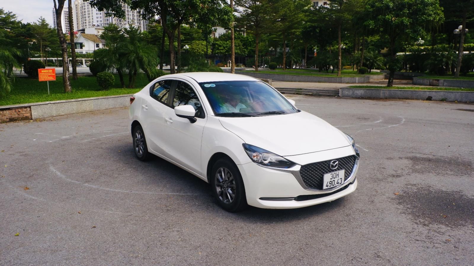 Mazda 2 2021 - Màu trắng, giá 480tr