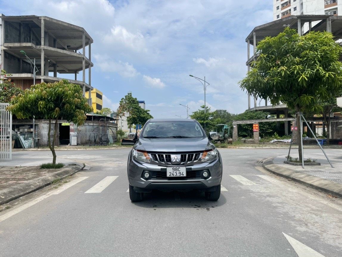 Mitsubishi Triton 2017 - Hỗ trợ trả góp 70%, giao xe tặng thẻ bảo dưỡng 1 năm