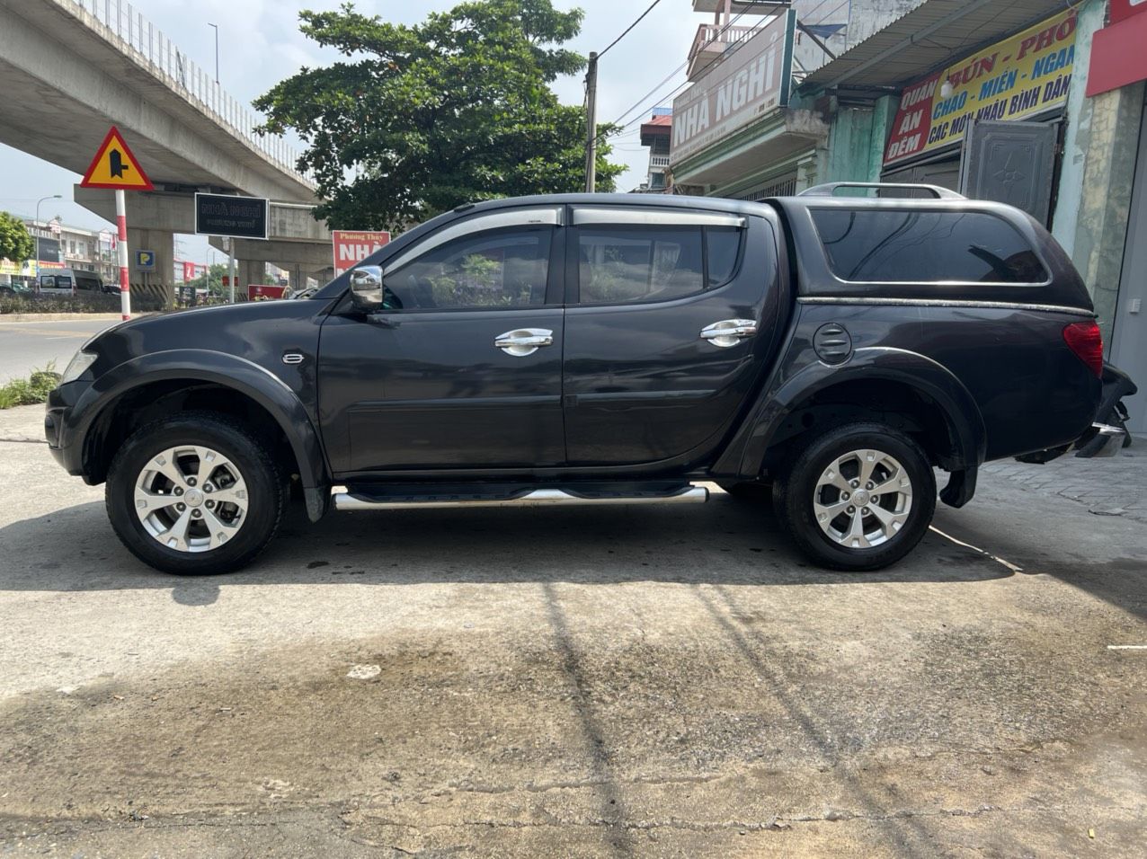 Mitsubishi Triton 2014 - Giá tốt, giao ngay tặng thẻ bảo dưỡng