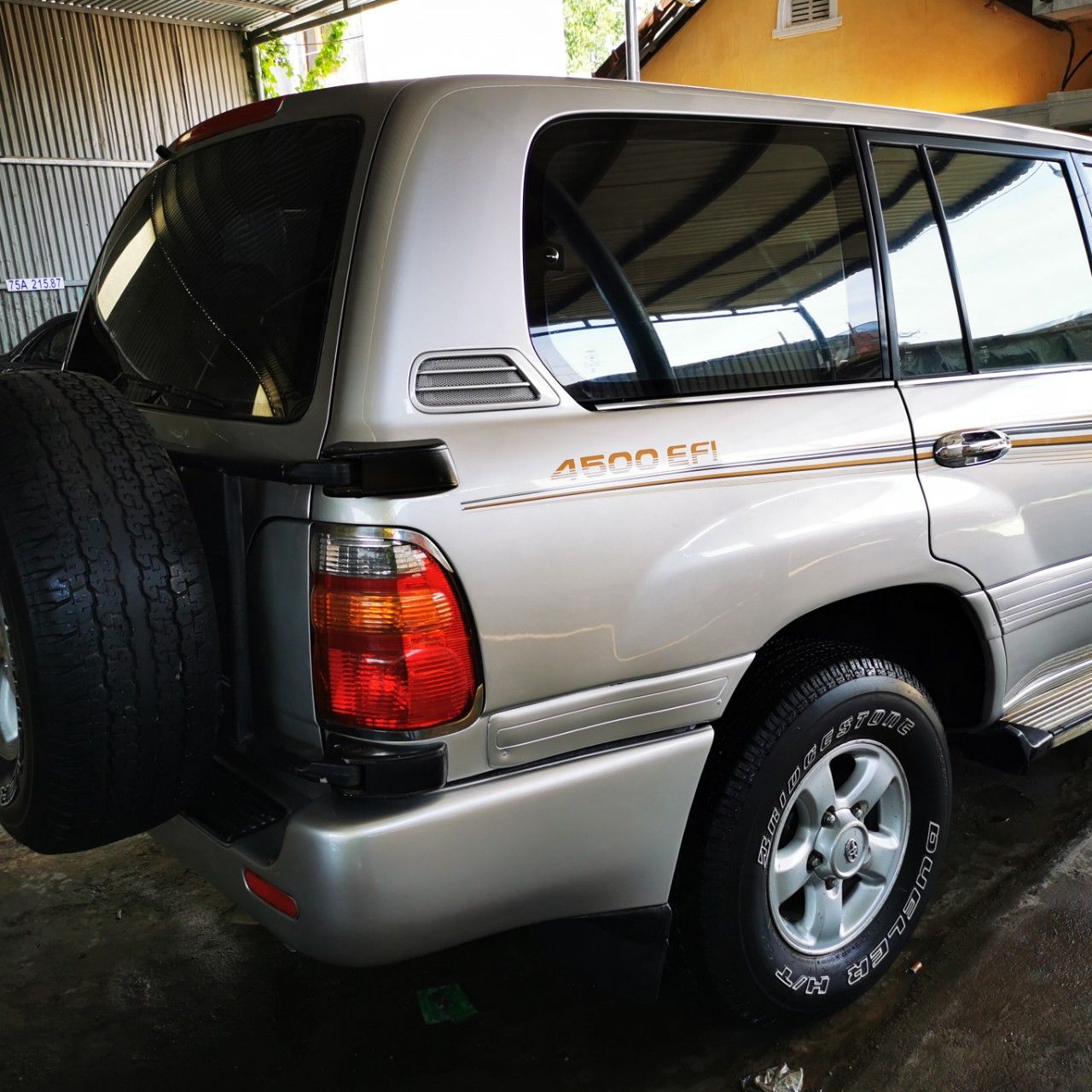 Toyota Land Cruiser 2001 - Cần bán xe số tay, 2 cầu