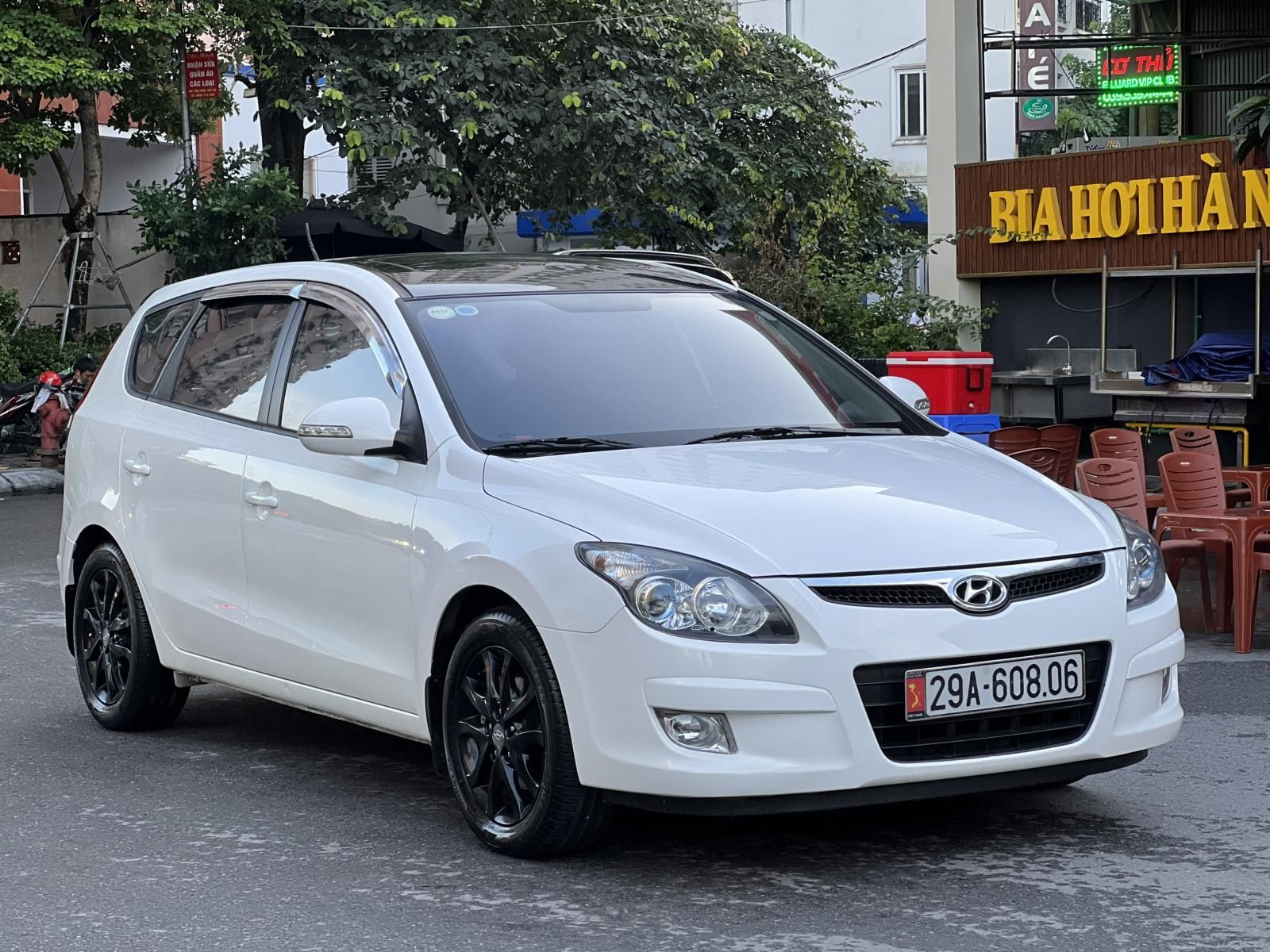 Hyundai i30 2012 - Màu trắng, xe nhập