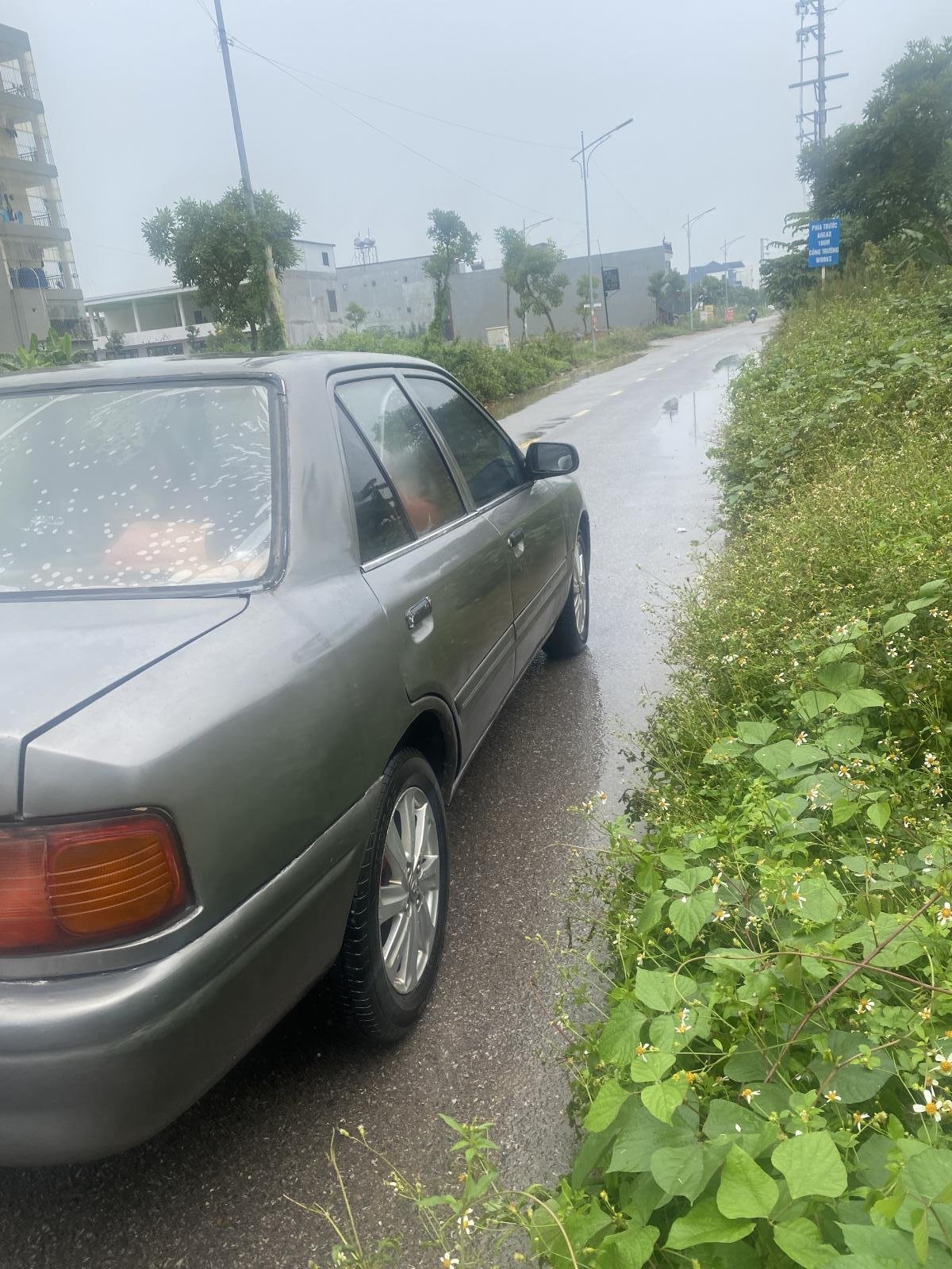 Mazda 323 1995 - Cần bán xe giá cực tốt