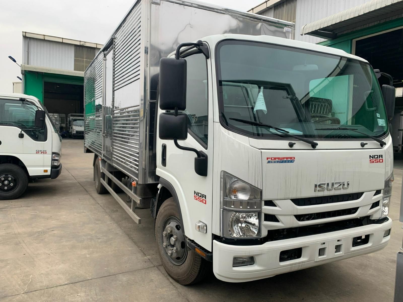 Isuzu NQR 2022 - Nhập khẩu nguyên chiếc, giá chỉ 838tr