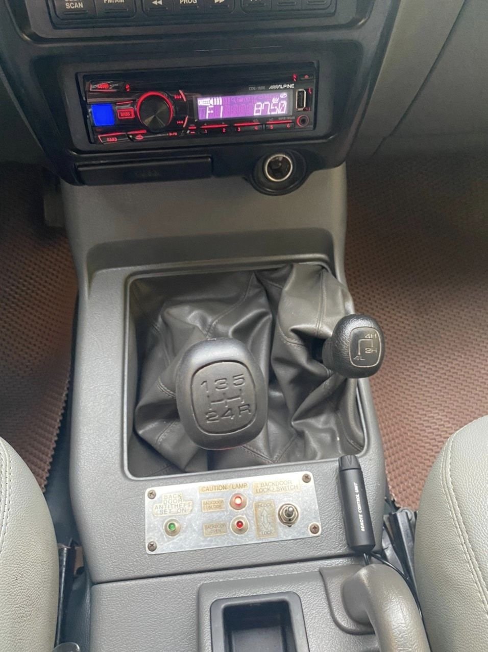 Isuzu Trooper 2001 - Giá hữu nghị