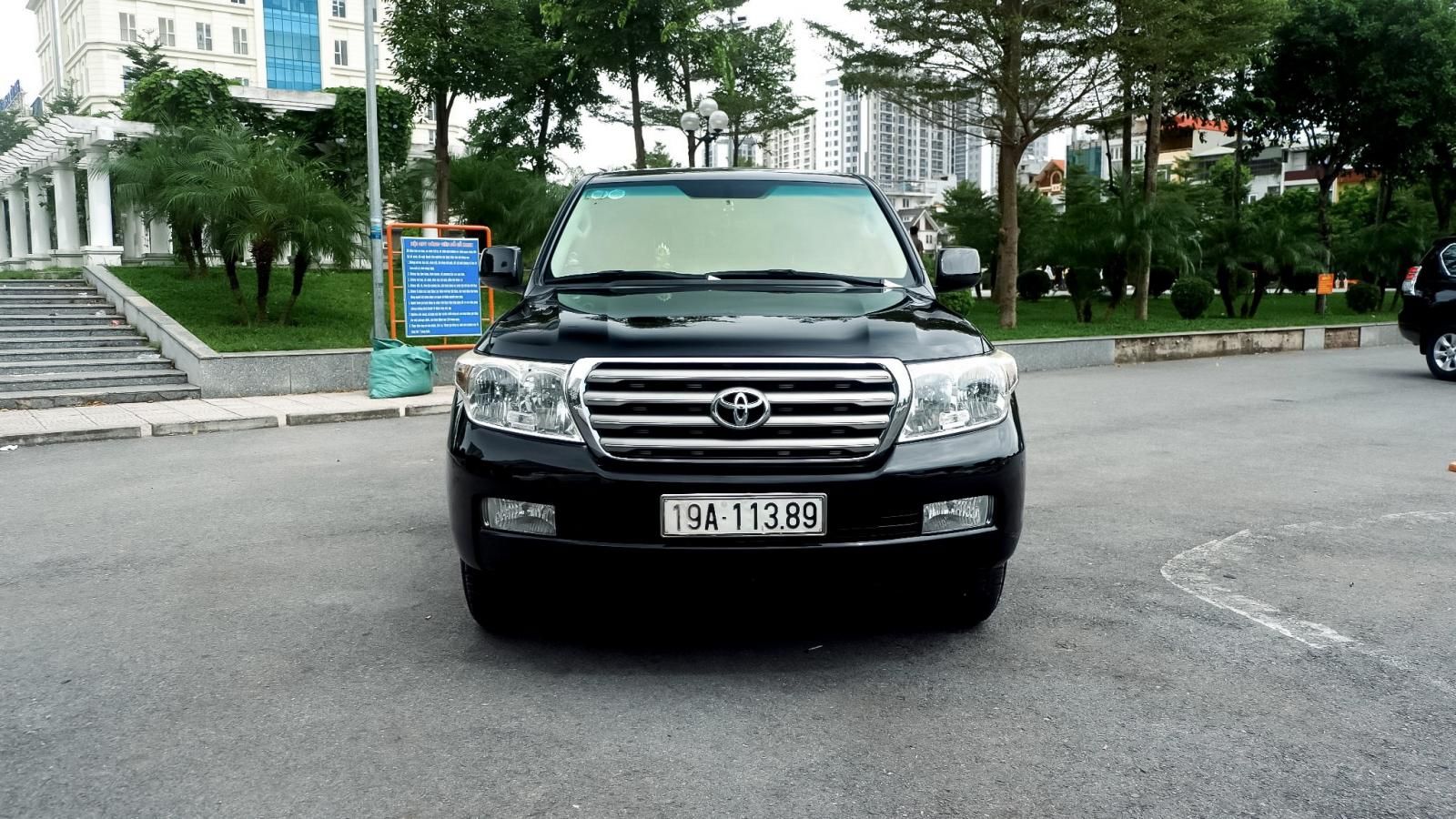 Toyota Land Cruiser 2011 - Màu đen, giá tốt