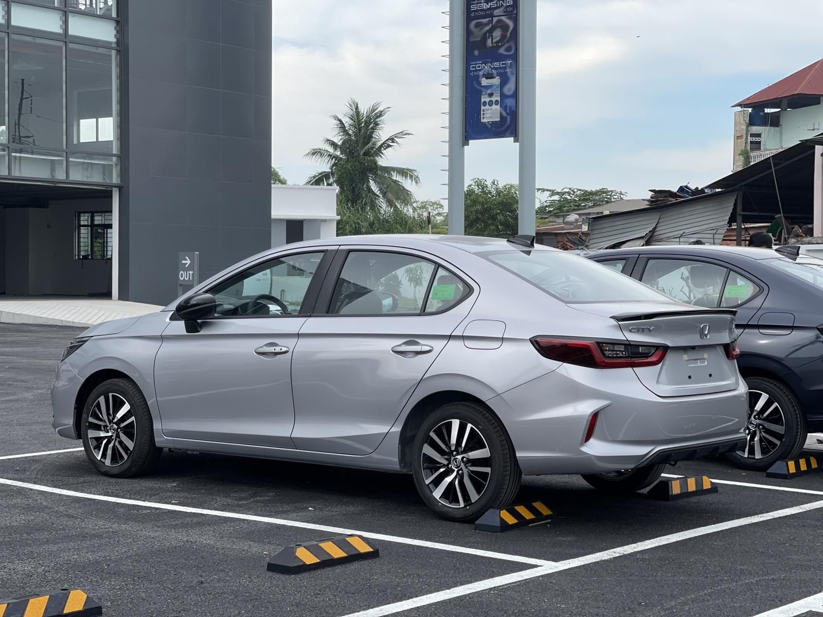 Honda City 2022 - Giảm tiền mặt trực tiếp - Tặng phụ kiện chính hãng - Khuyến mãi lên đến 25tr