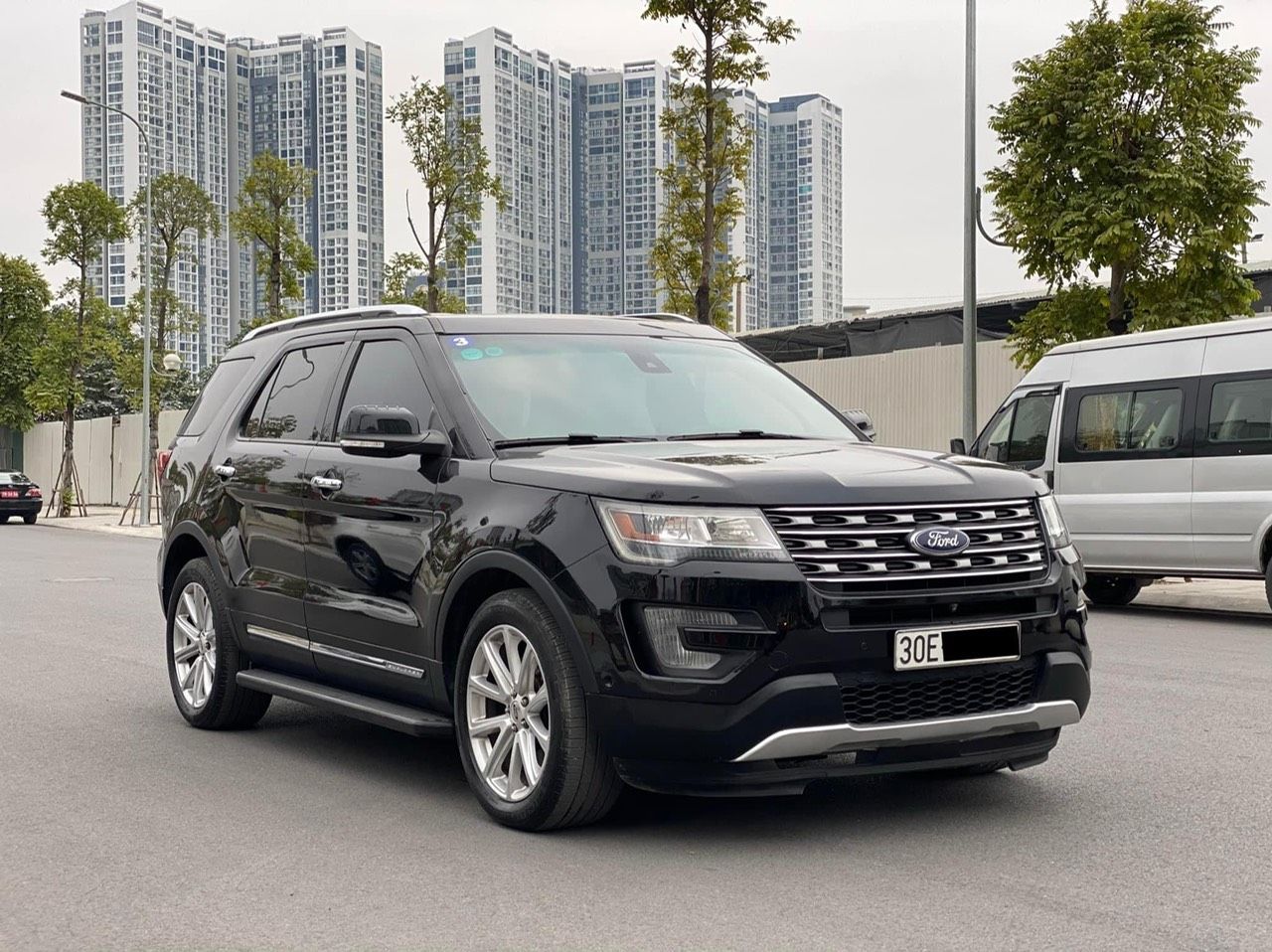 Ford Explorer 2017 - Odo 5 vạn km