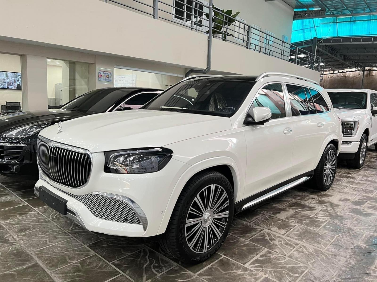 Mercedes-Benz Maybach GLS480 2022 - Xe có sẵn giao ngay Mercedes Benz GLS480 Maybach 2023 màu Trắng nội thất đen