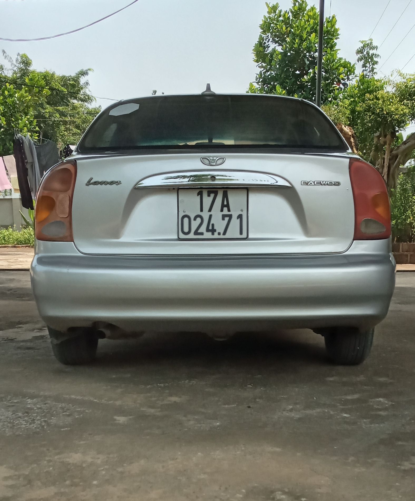 Daewoo Lanos 2001 - Bán xe màu bạc