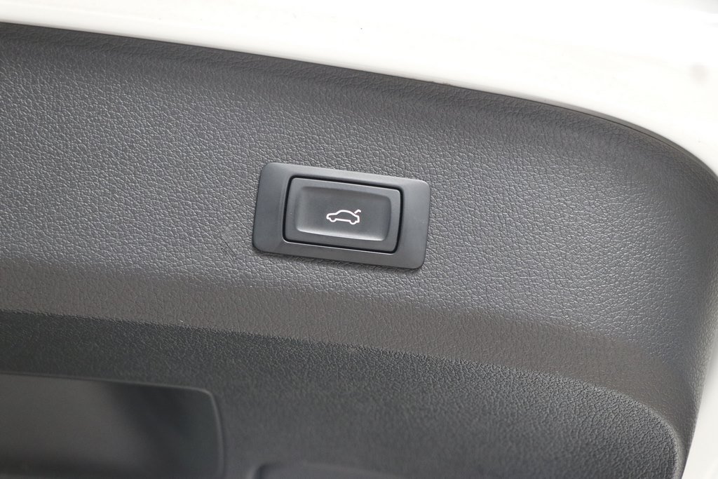 Audi Q7 2015 - Màu trắng, nhập khẩu