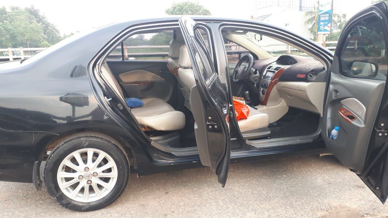 Toyota Vios 2012 - Màu đen, 250tr