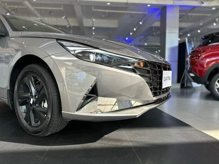 Hyundai Elantra 2022 - Anh em đi xe này gái auto đổ