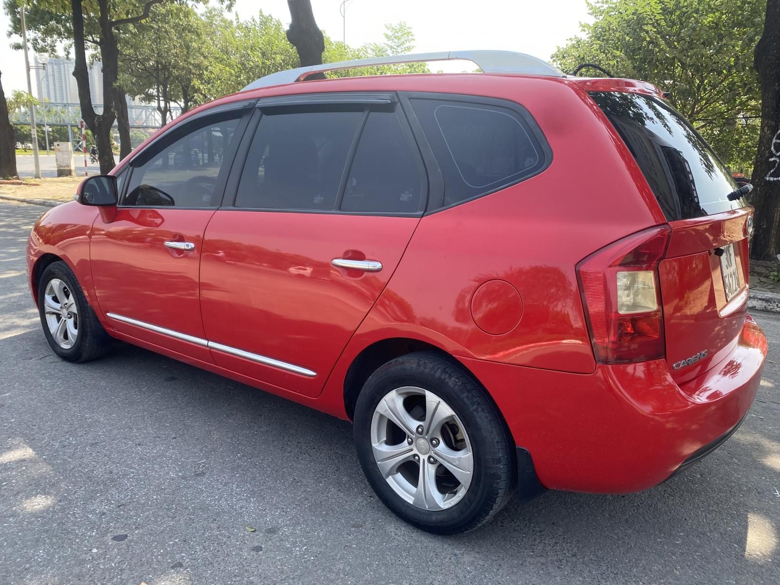 Kia Carens 2016 - Số sàn