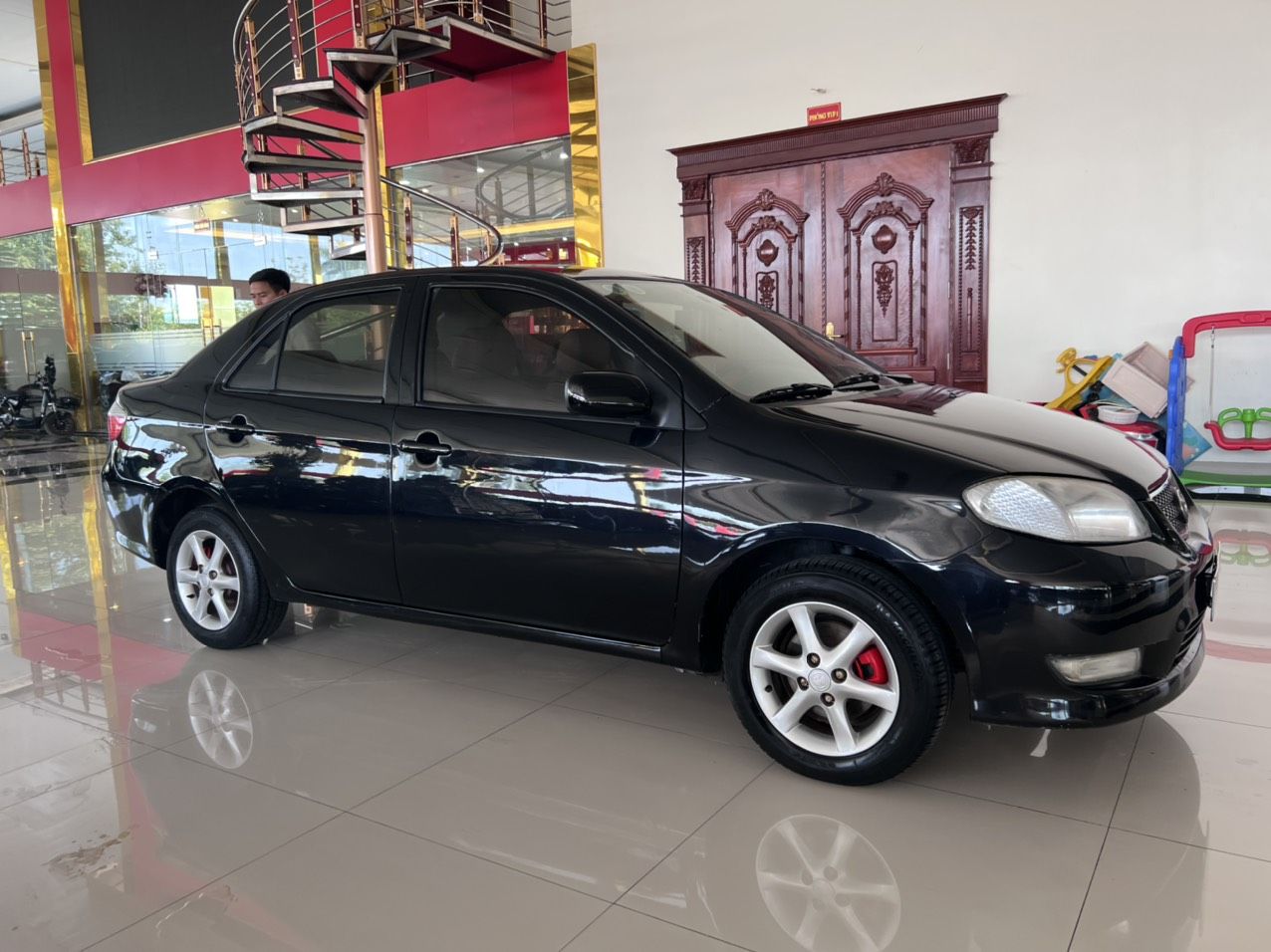 Toyota Vios 2004 - Chỉ hơn 100tr có ngay chiếc xe thương hiệu quốc dân, đi chắc dùng bền