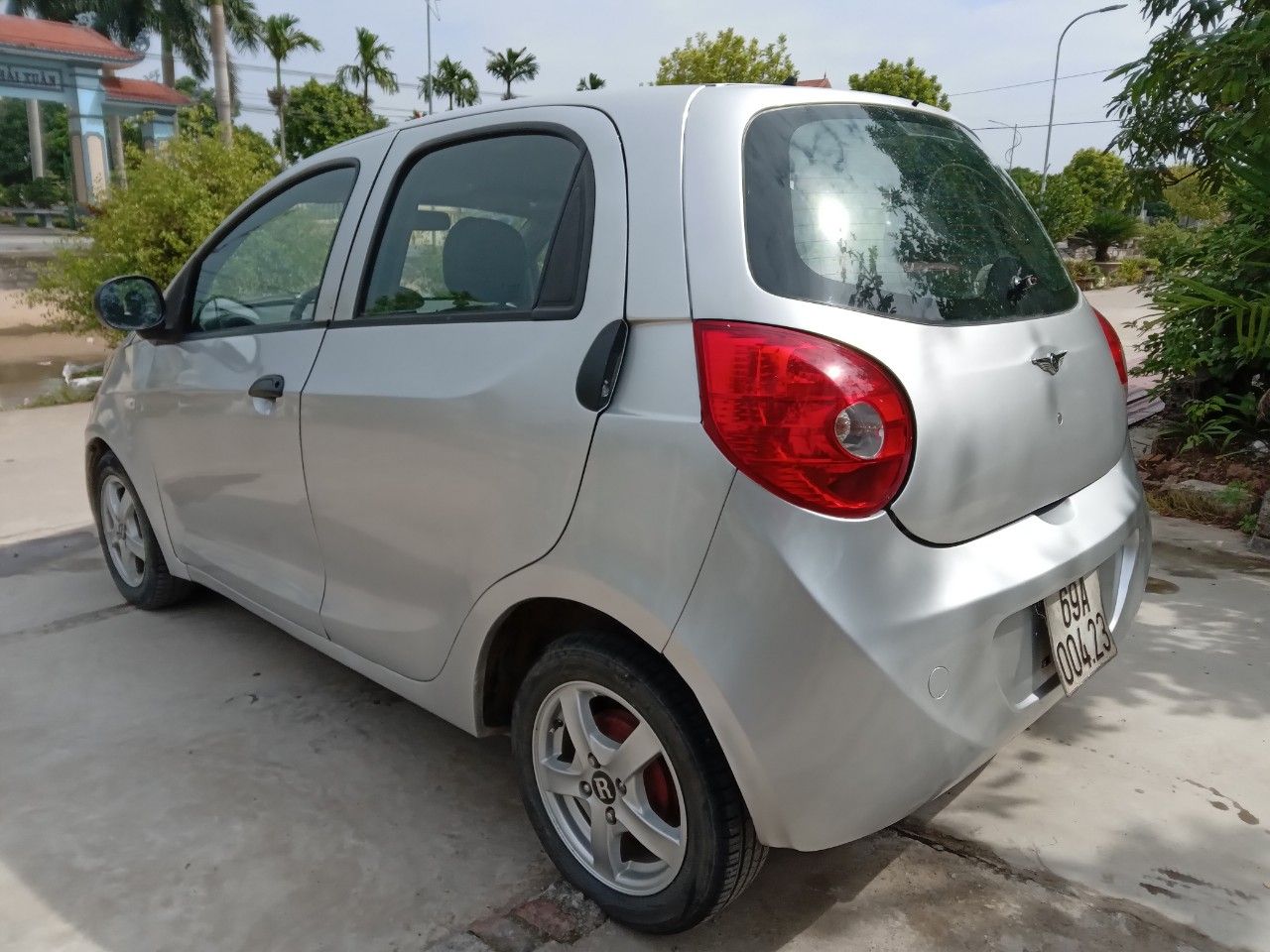 Chery Riich 2011 - Xe màu bạc