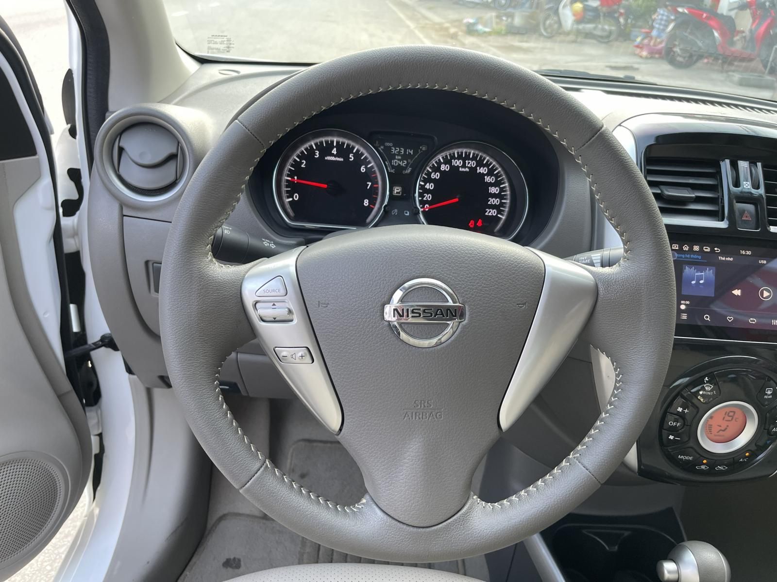 Nissan Sunny 2019 - Giá bán 415tr