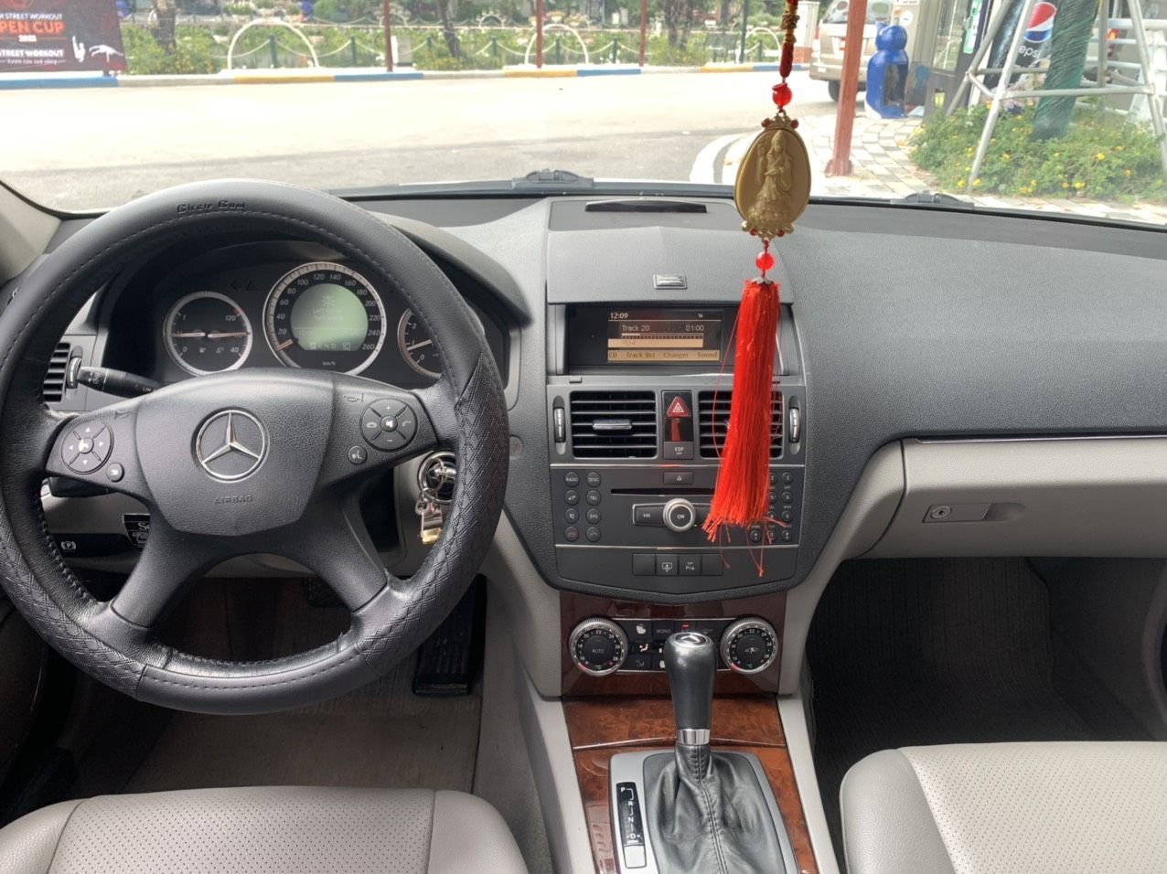 Mercedes-Benz C200 2008 - Đăng ký 2009, xe gia đình chạy - 310tr