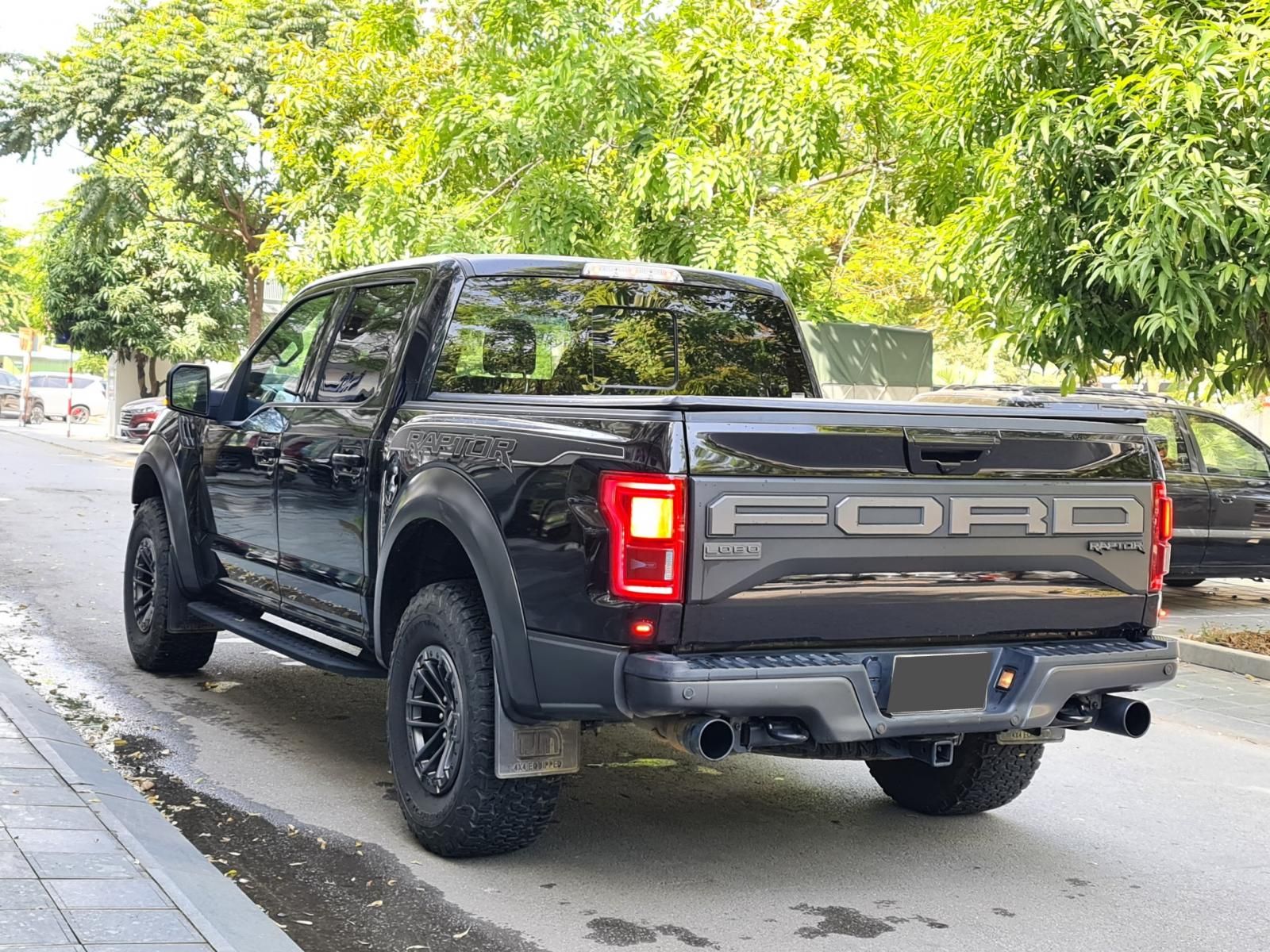 Ford F 150 2020 - Màu đen, giá cực tốt