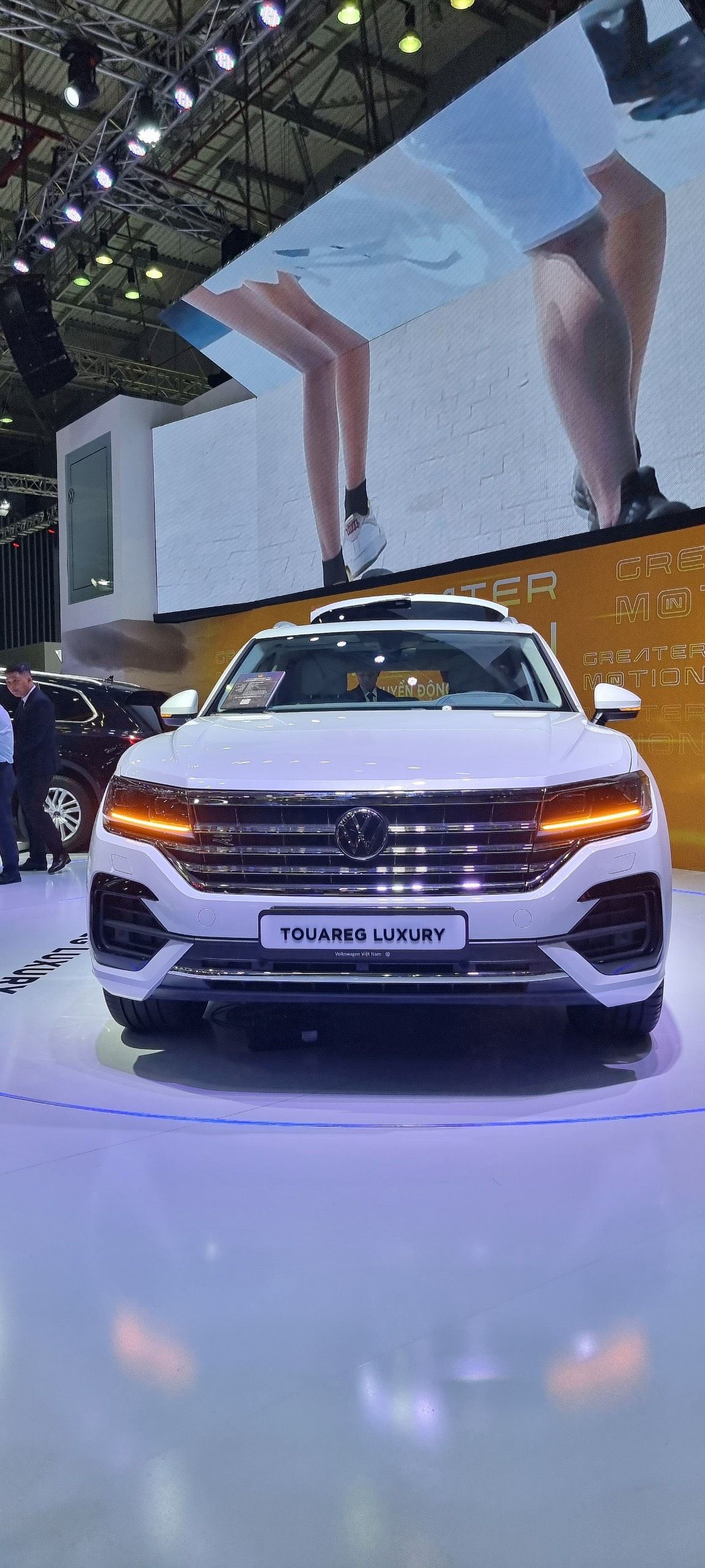 Volkswagen Touareg 2022 - Nhận booking sớm nhất HN - Hình ảnh mới nhất tại VMS