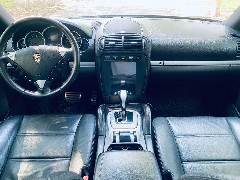 Porsche Cayenne 2007 - Màu đen, nhập khẩu chính chủ