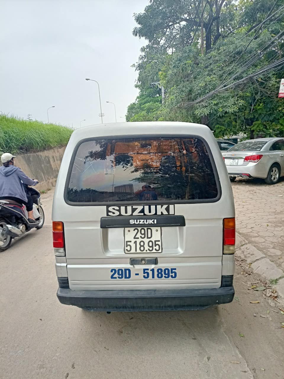 Suzuki Super Carry Van 2005 - Màu bạc, giá rẻ