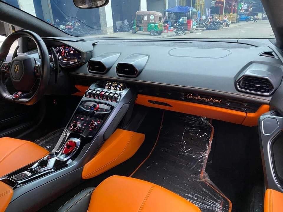 Lamborghini Huracan 2015 - Xe còn như mới, chất lượng, nhận đặt theo yêu cầu