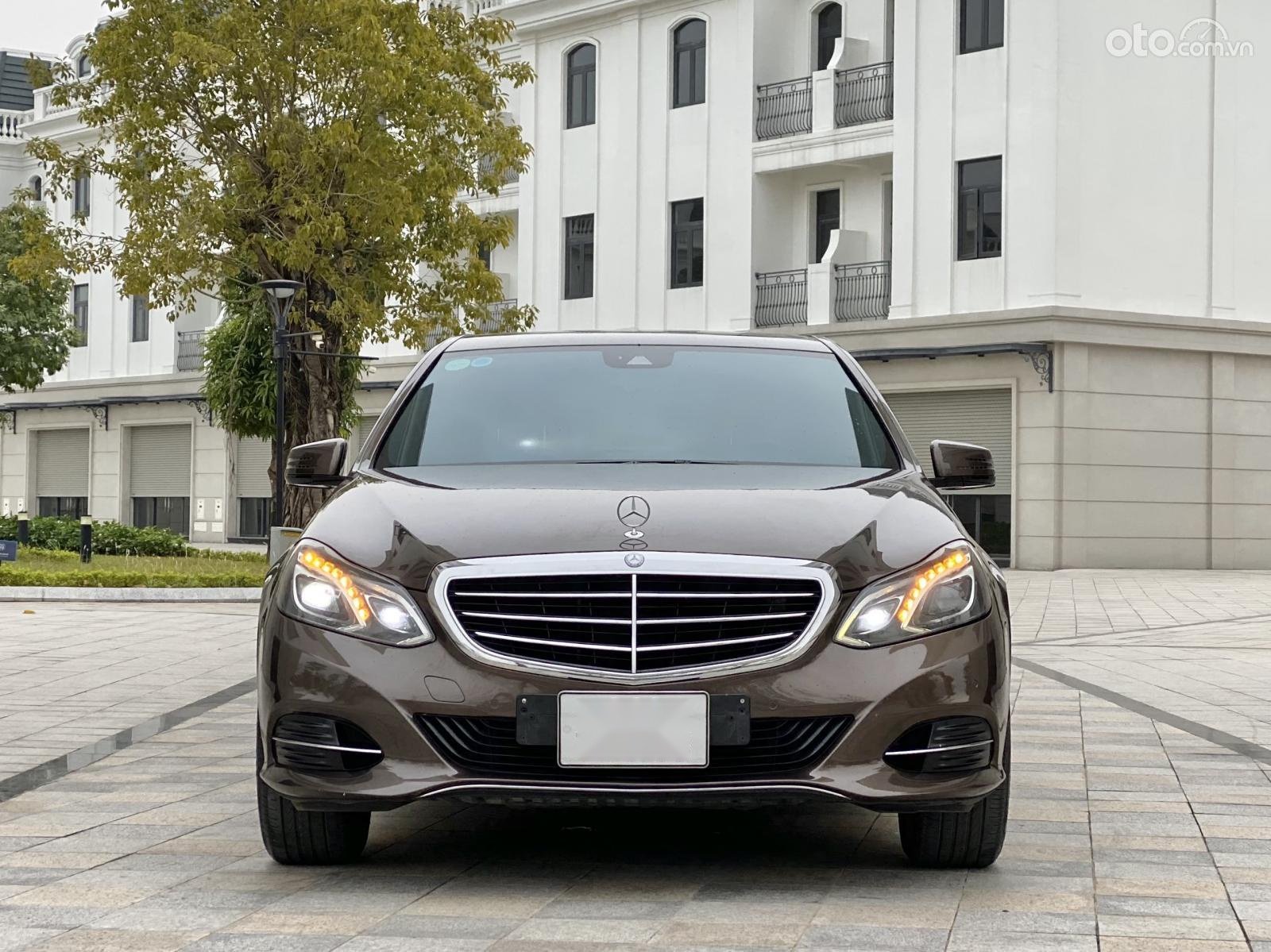 Mercedes-Benz 2014 - Hỗ trợ lấy xe nhanh gọn - Lãi suất ngân hàng cực thấp