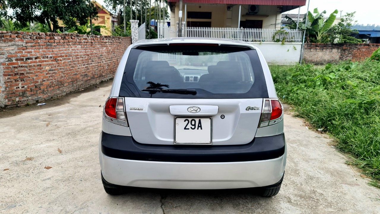 Hyundai Getz 2010 - Bán ô tô Hyundai Getz đời 2010 xe gia đình giá tốt 145tr