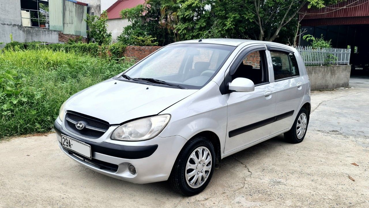 Hyundai Getz 2010 - Bán ô tô Hyundai Getz đời 2010 xe gia đình giá tốt 145tr