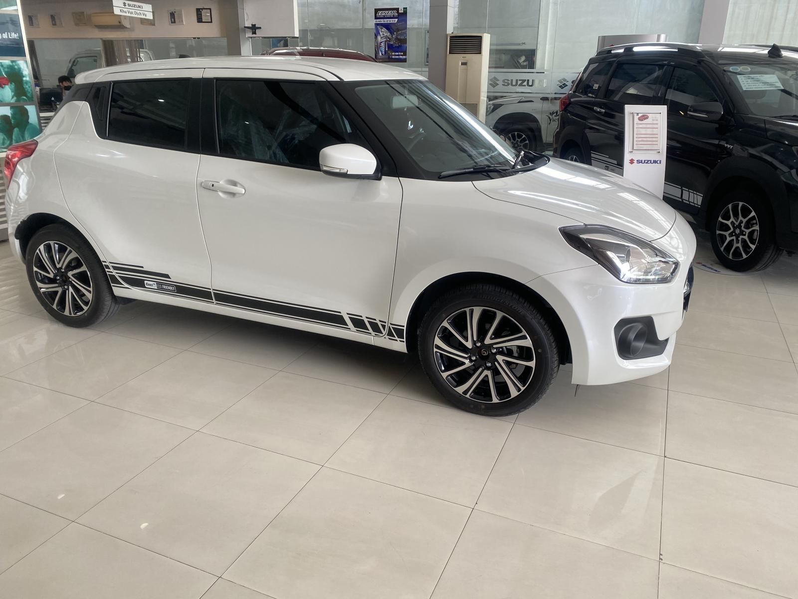 Suzuki Swift 2023 - Giảm mạnh giao ngay đủ màu cực hot, hỗ trợ vay lãi suất 7.4%/năm