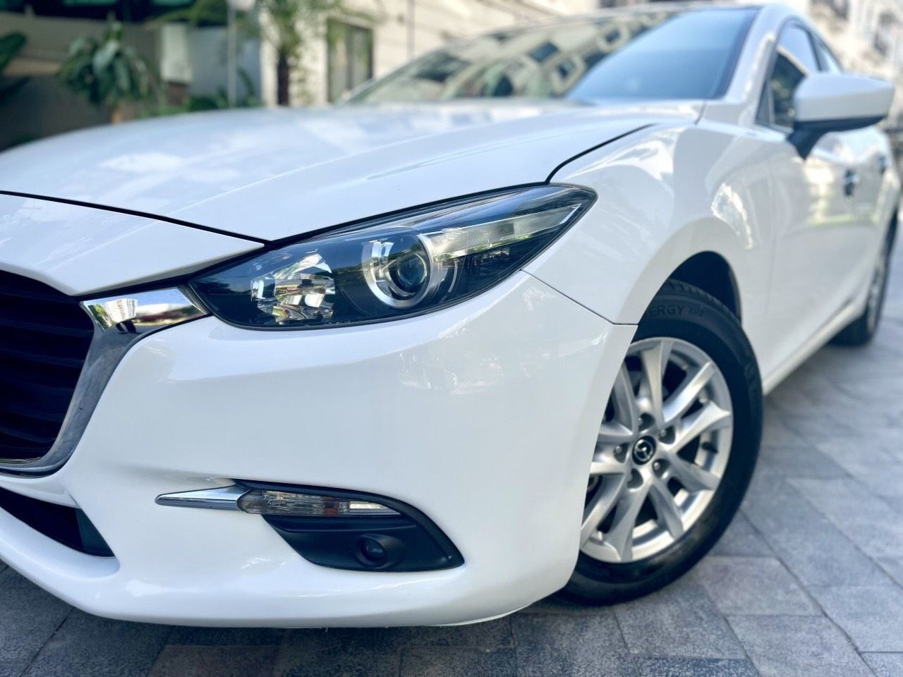 Mazda 3 2018 - Màu trắng giá hữu nghị