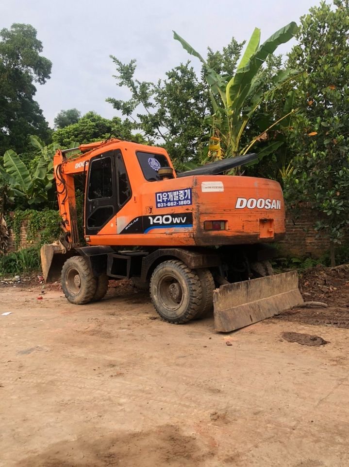 Daewoo Doosan 2005 - Daewoo Doosan 2005 tại 1