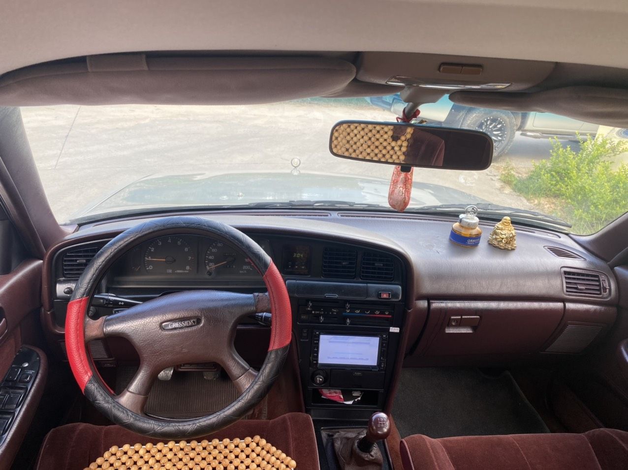 Toyota Cressida 1993 - Màu bạc, giá rẻ