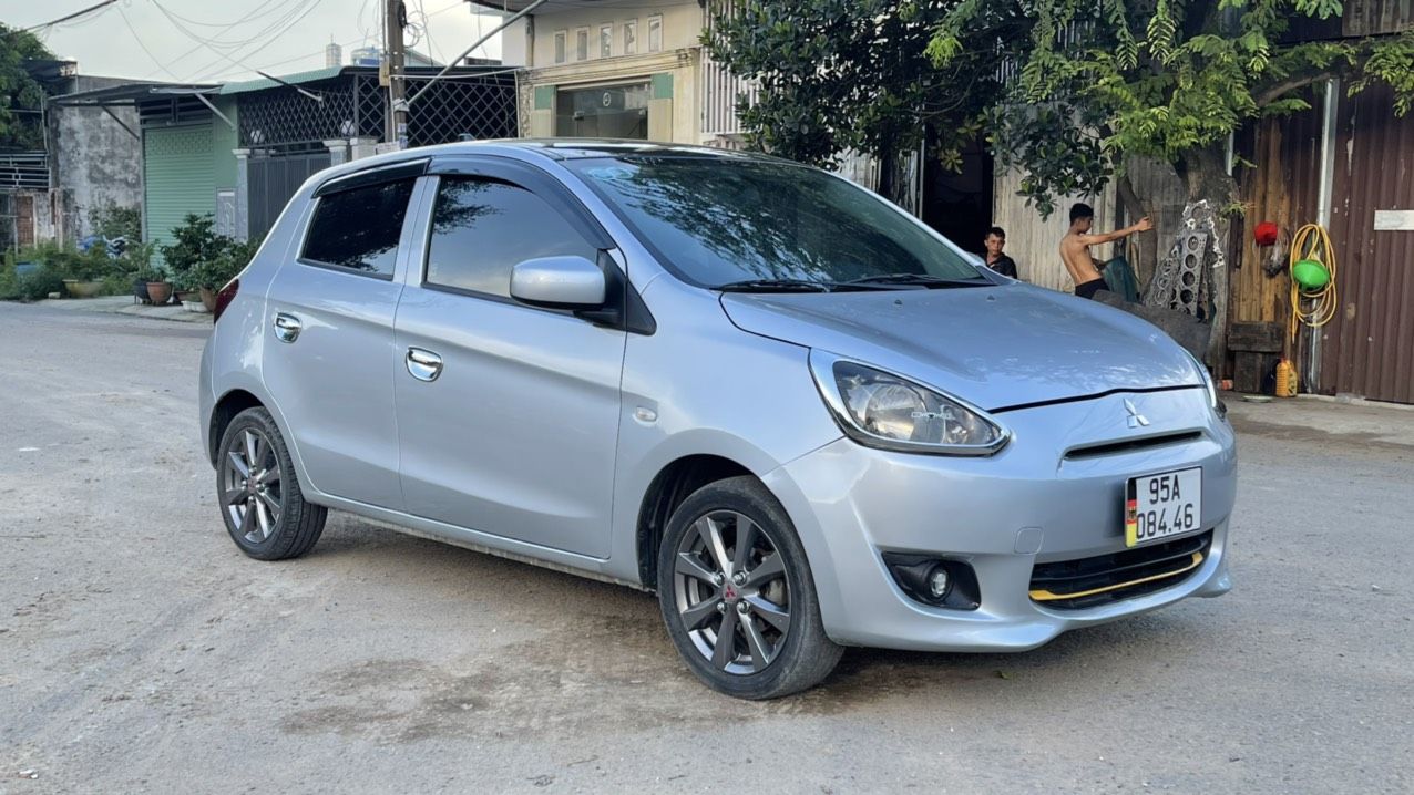 Mitsubishi Mirage 2015 - Số sàn, nhập Thái