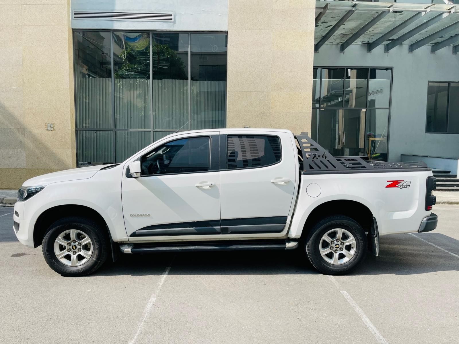 Chevrolet Colorado 2017 - Bán xe 1 chủ đẹp, đi 8 vạn km