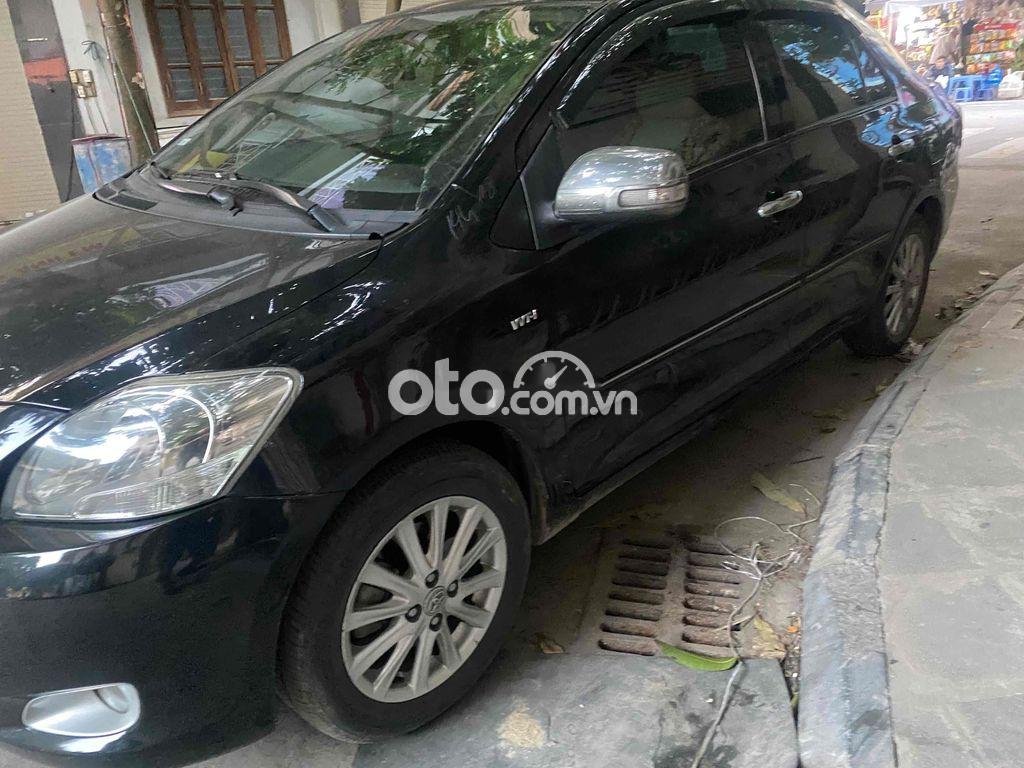 Toyota Vios 2011 - Màu đen, số sàn