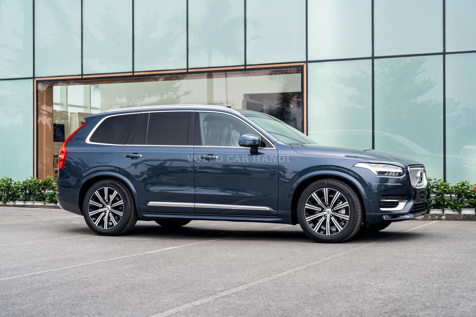 Volvo XC90 2022 - Tặng 2 năm bảo hiểm, 3 năm bảo dưỡng và voucher 10 triệu