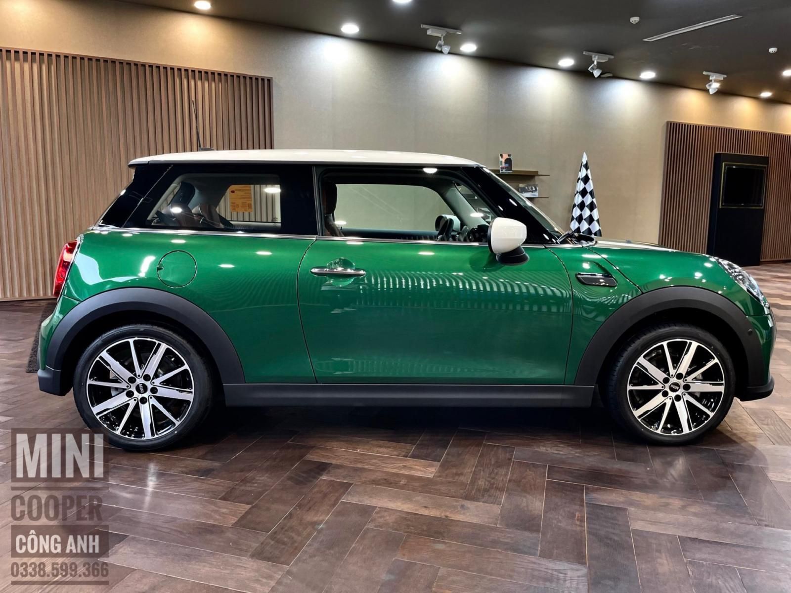 Mini Cooper 2022 - Xe mới 100% - Mới xuất hoá đơn, chưa lăn bánh - Tiết kiệm hơn mua mới 50 triệu - Nhập khẩu UK nguyên chiếc