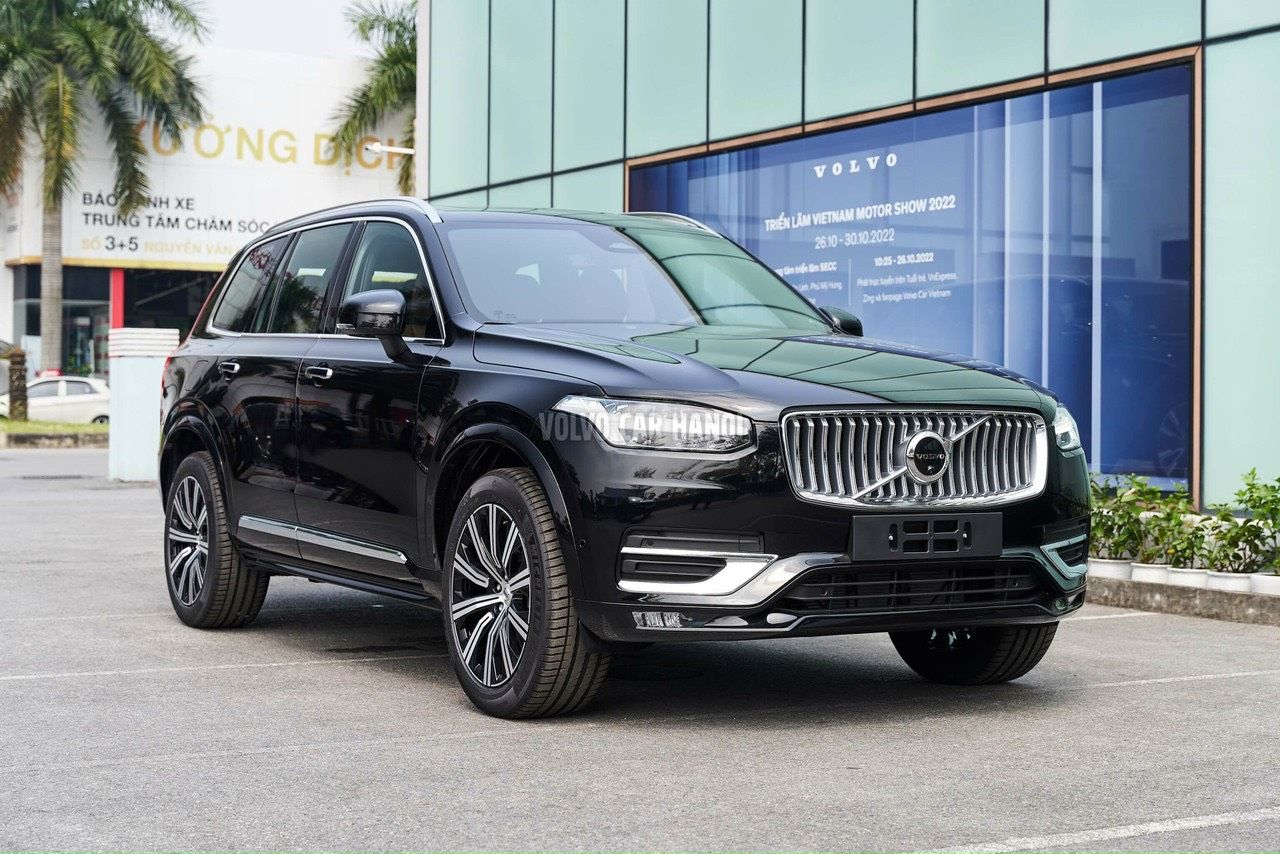 Volvo XC90 2022 - Nhập khẩu nguyên chiếc - Tặng 2 năm bảo hiểm, 3 năm bảo dưỡng và voucher 10 triệu