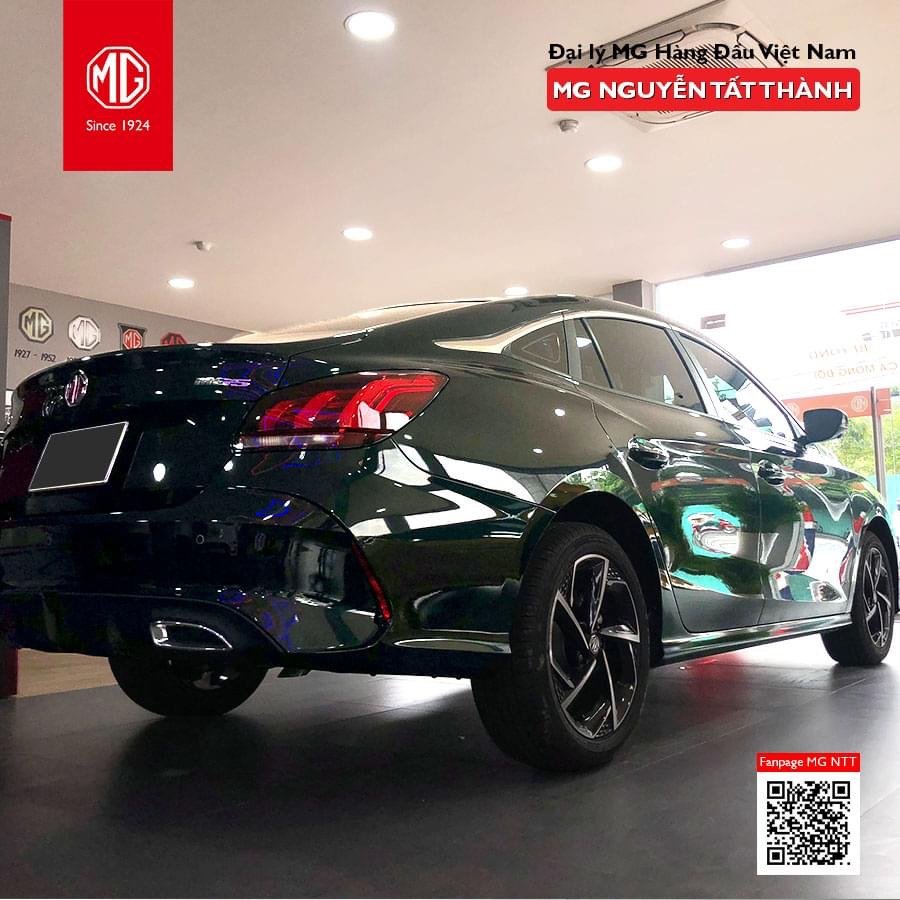 MG 2022 - Đổi màu xanh lục bảo/ Emerald Green