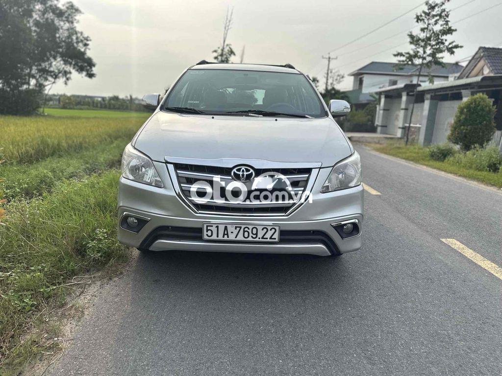 Toyota Innova 2013 - Bán xe số tự động