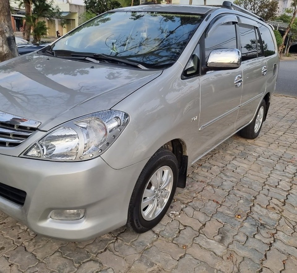 Toyota Innova 2009 - Gia đình sử dụng