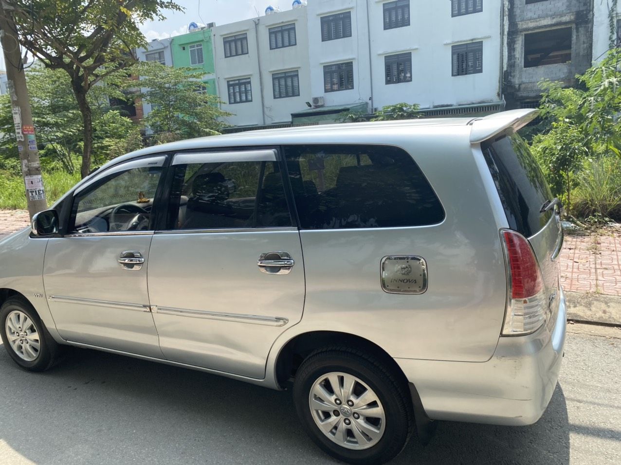 Toyota Innova 2009 - Bán xe số sàn, bản số Đồng Nai 60A-67766, giá 280tr, xe gia đình