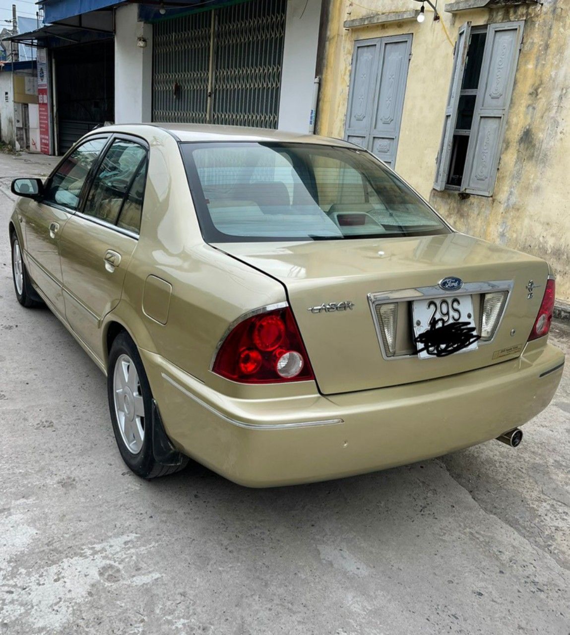 Ford Laser 2002 - Bán xe bản đủ, còn đẹp