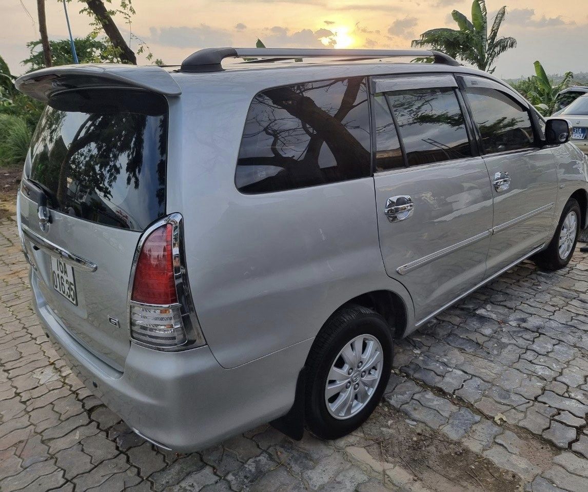 Toyota Innova 2009 - Gia đình sử dụng