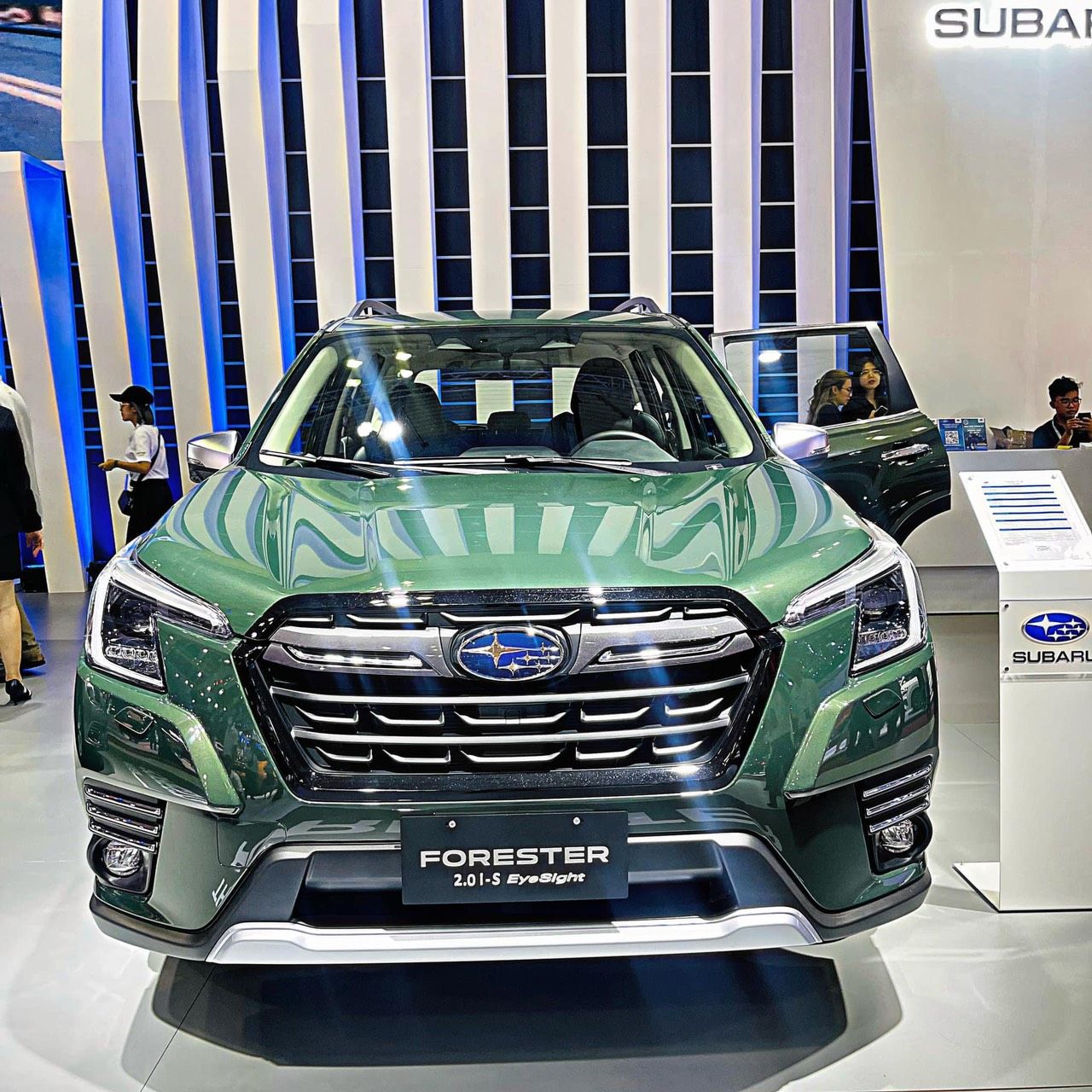 Subaru Forester 2022 - Phiên bản Facelift - giảm 100% thuế trước bạ trừ vào giá xe - Tặng gói phụ kiện vàng